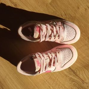 Nike Dunk Low Pink children's 11c